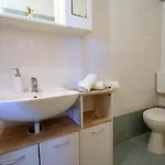 Tavcar Apartamento Malinska